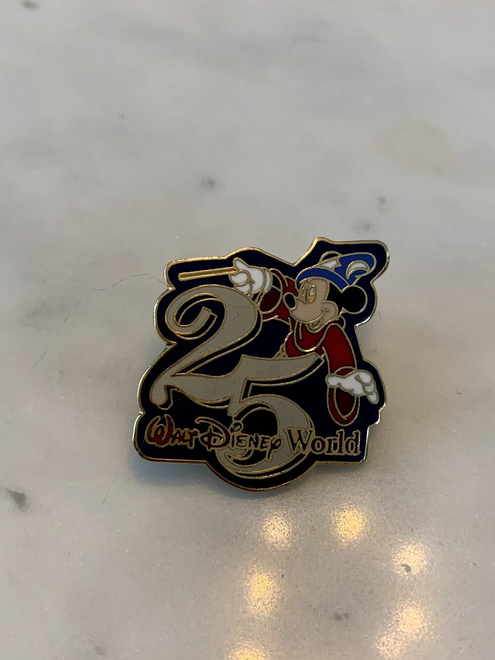 Walt Disney World Sorcerer Mickey 25th Anniversary Disney Trading Pin